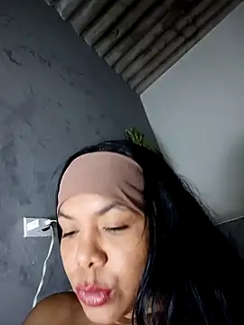 AssRed_Roouse webcam