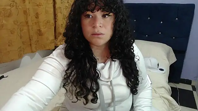 ANGELIQUE_KLANE webcam