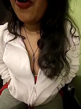 Webcam Model (Pink_Lipstick)  is live.Free join now!