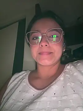 Webcam Model (kae_styles)  is live.Free join now!