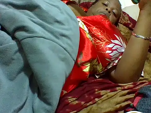 Webcam Model (_Ella20)  is live.Free join now!