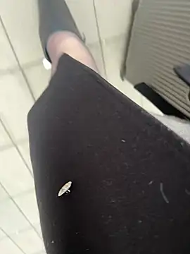 Webcam Model (yimisun01)  is live.Free join now!