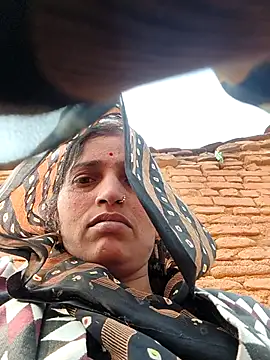 Webcam Model (Pooja_shre)  is live.Free join now!