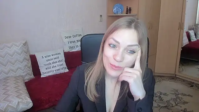 Tiffany_Bates webcam