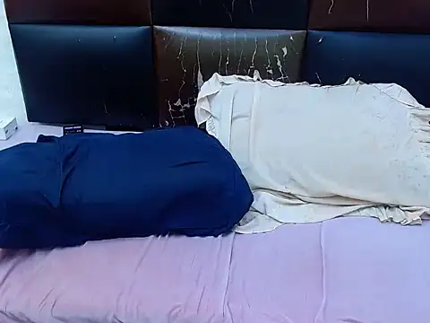 SULTRY_EYESxx webcam