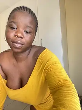 Webcam Model (DarkBerry87)  is live.Free join now!