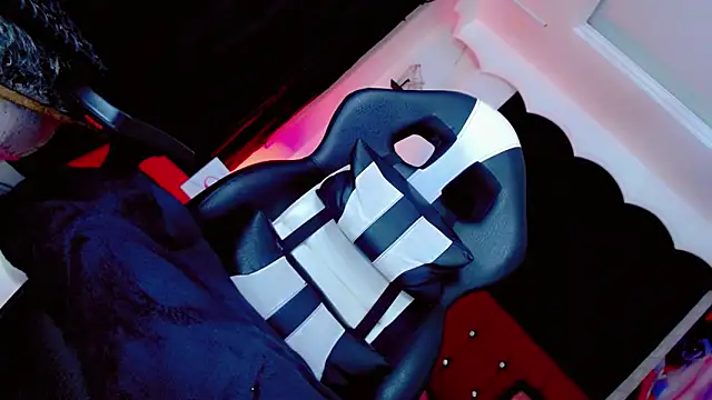 Yareth_Rouss_ webcam