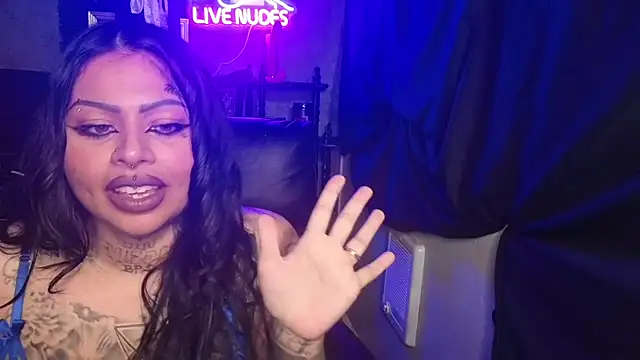 chicanachic13 webcam