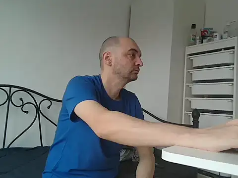 Handsomernguy webcam