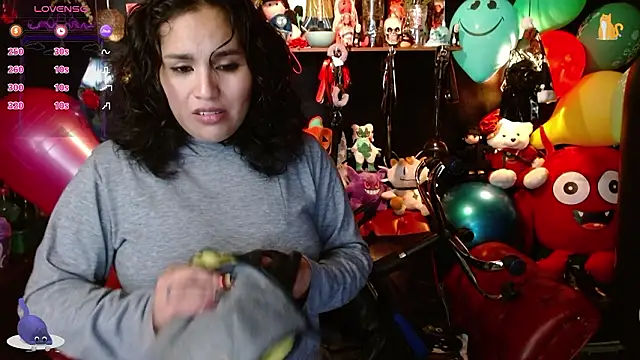 kureiji_hentaii webcam