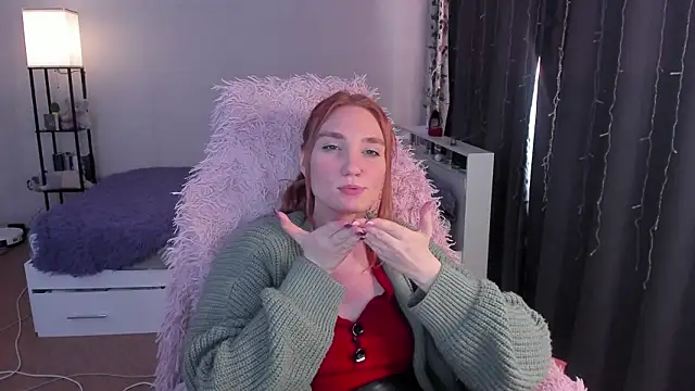 ReddHotPipper webcam