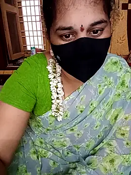 Webcam Model (maduri__)  is live.Free join now!