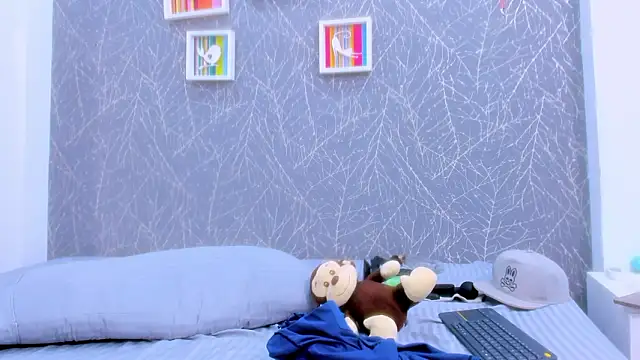 ViictoriiaSaenz webcam