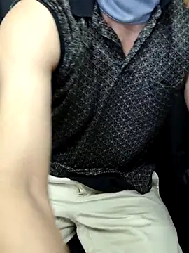 chocolate_alone (Ask my age) - Remove shirt or Tshirt /shirt 😅