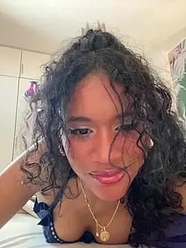 Aprillbrunette webcam