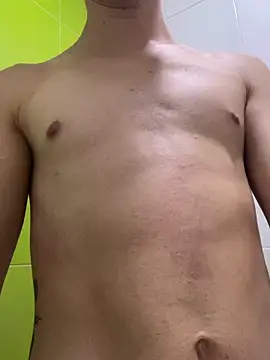 leonie_saanvi_ webcam