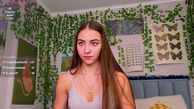 Fit_Brunette_ webcam