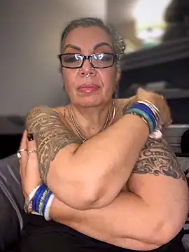 dieseldame1313 webcam