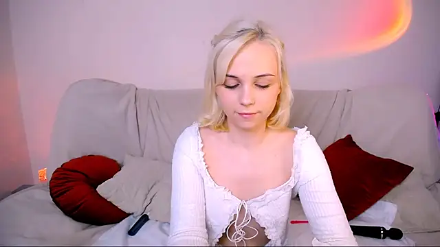 ElenaMonroe webcam