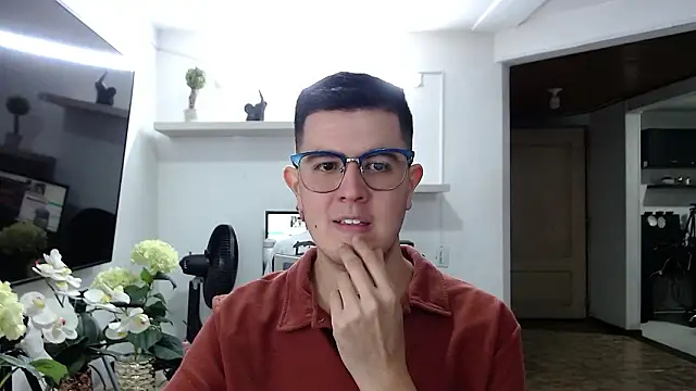 dylan_santiago_ webcam