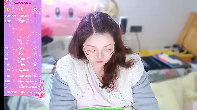 AngelwithEcup webcam