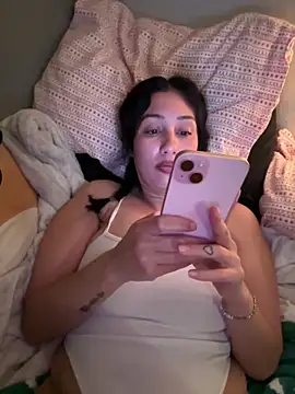 Webcam Model (lonelylexxxie)  is live.Free join now!