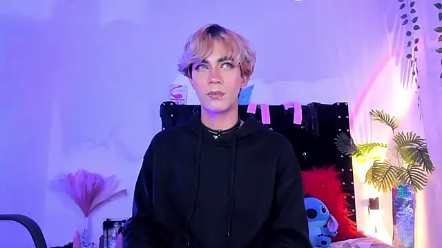 Cooperrosscute233 webcam