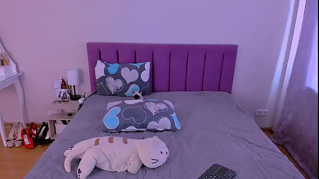 sabrinamacmarren webcam