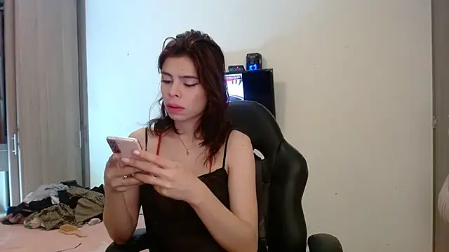 gooddes303salome webcam