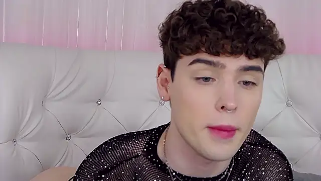 robbycharming (M young) - open legs:ass: