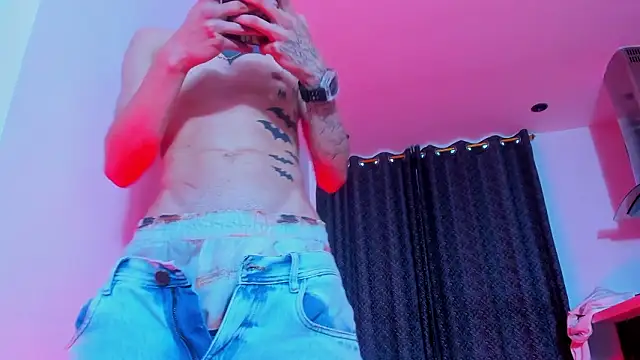 TheBatMansion webcam