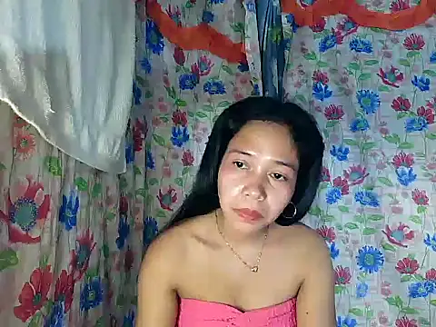 PinaySkinnyGirl webcam