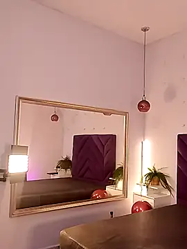 Webcam Model (Meeganfoox)  is live.Free join now!