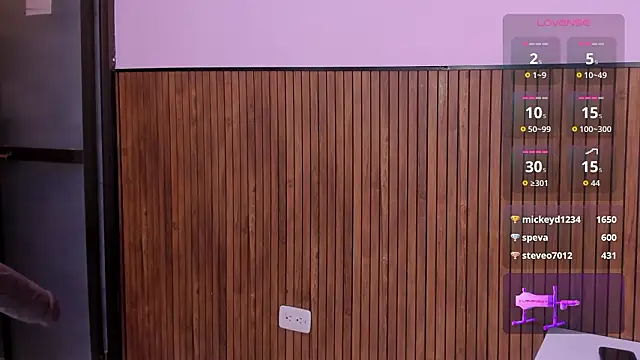 violett_collins_ webcam