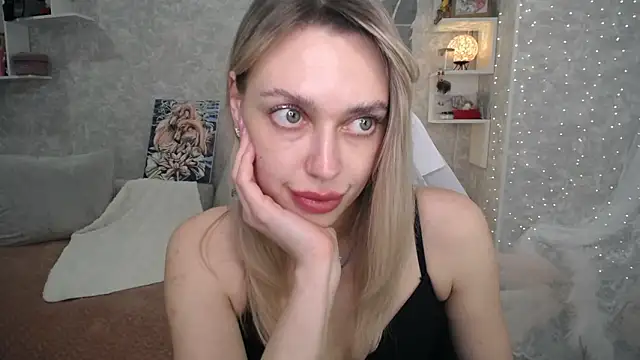 NickyAdamidi webcam