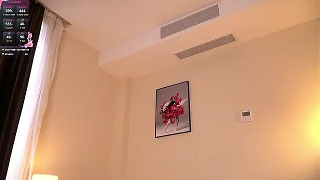 GenevieveBuden webcam