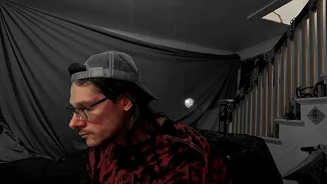 MasterDaddyCool webcam