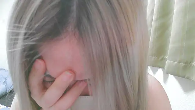 Remi_official webcam