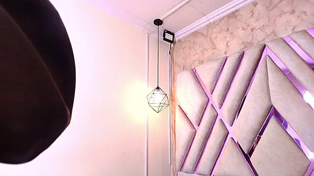 Sheilly_brown webcam