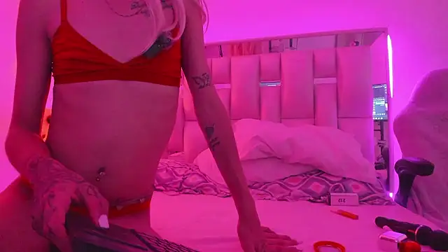 Darlyn_tenderhot__ webcam