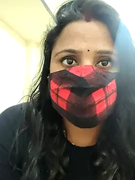 Webcam Model (Sweet-kajal7)  is live.Free join now!