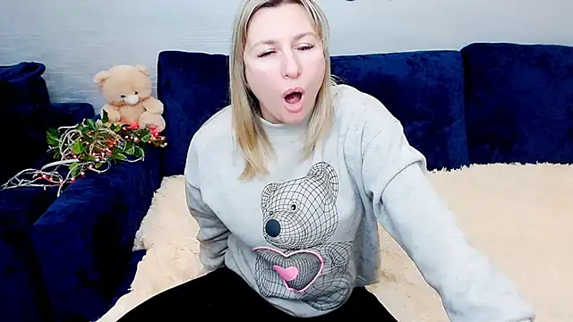 Incredible_Ariela webcam