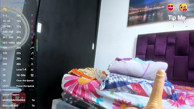 Alicia_Whitee webcam