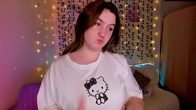 lovelyy_julia webcam