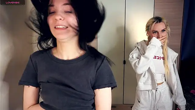 LorrieWilcinski webcam