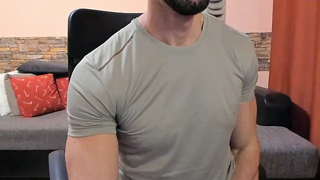 HotHunkTrainer webcam