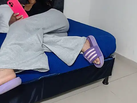 Little_pamela_skinny webcam