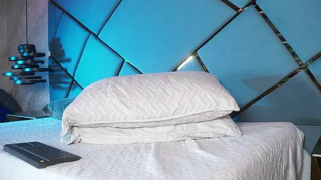 marcela_rojas webcam