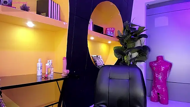 AnahisBennett webcam