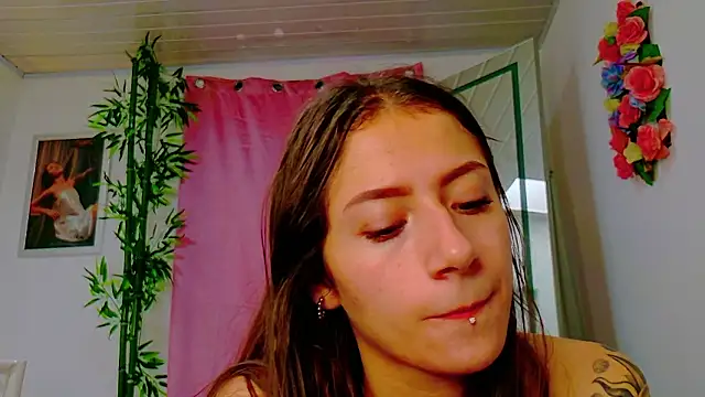 scarlet-jonesx webcam